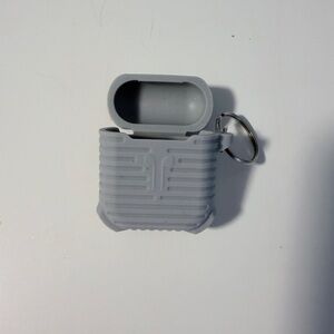 Silicone AirPods Case with Keyring - Light Gray
